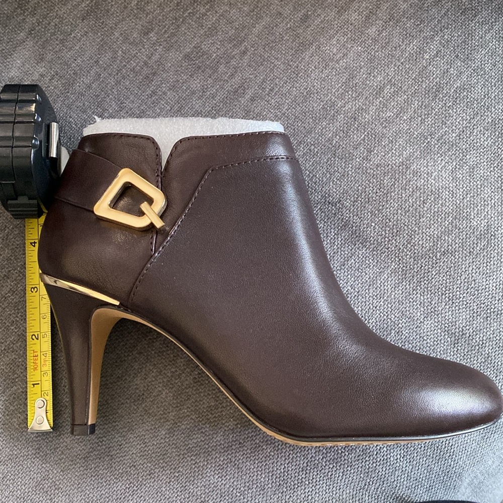 Vince Camuto Women's Brown Ankle Booties - Picture 11 of 11